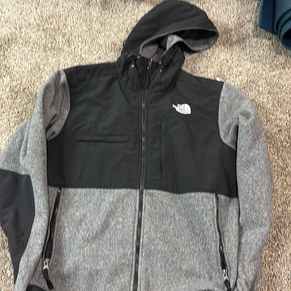 North Face men’s Denali jacket size M